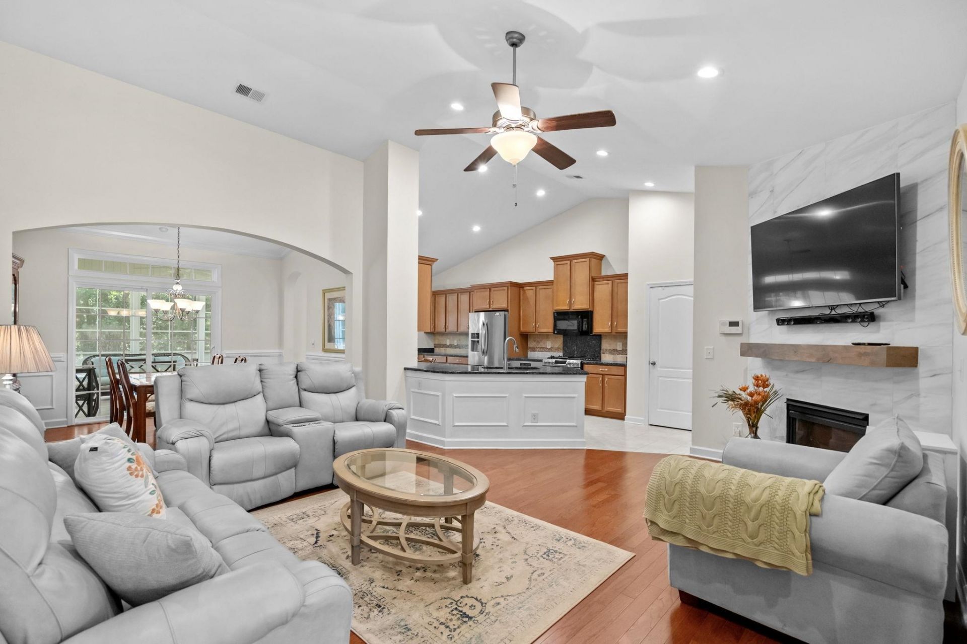 181 Ridge Point Dr. Photo 12