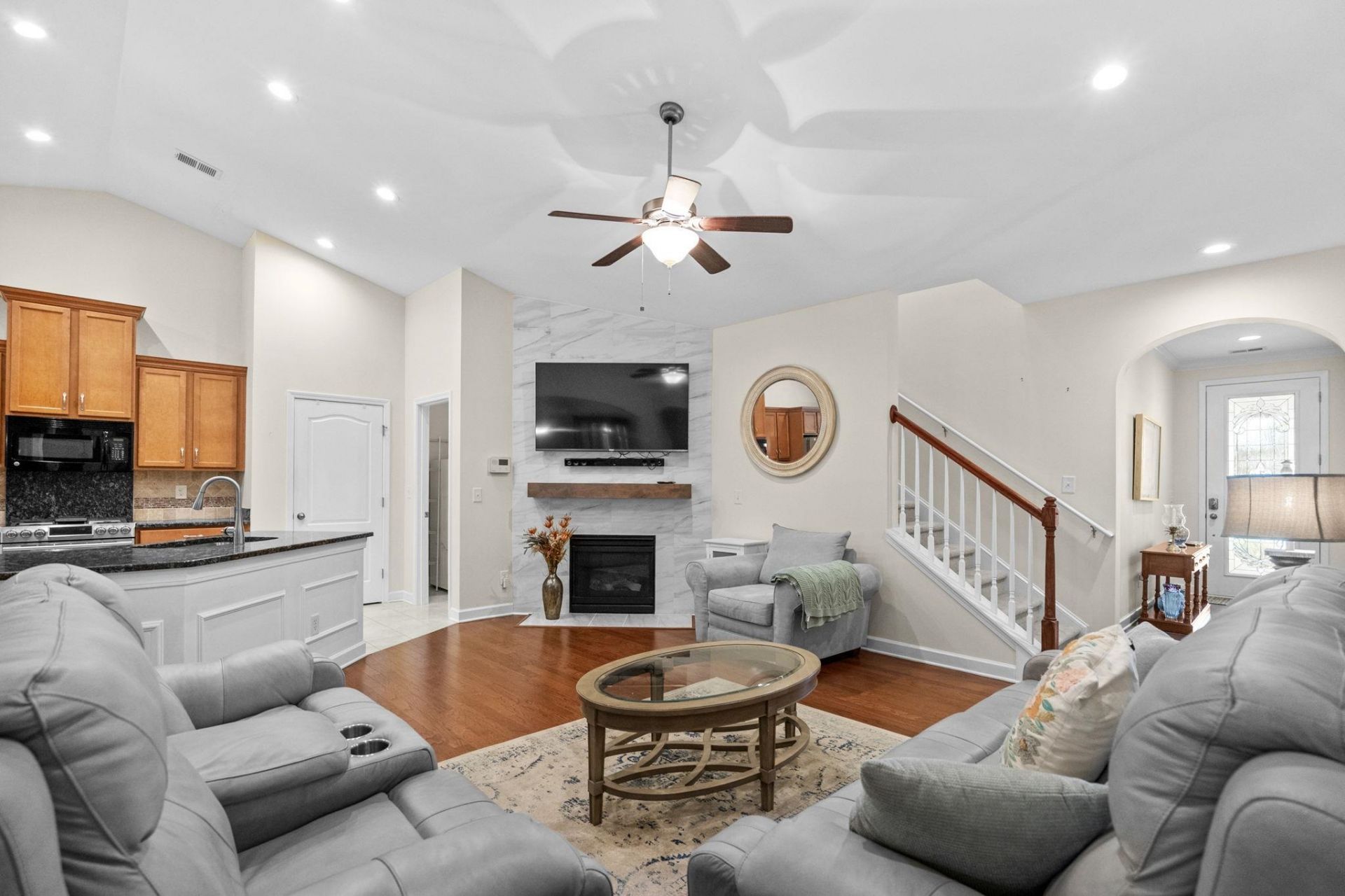 181 Ridge Point Dr. Photo 3