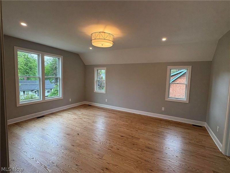 295 S Franklin Street , Chagrin Falls, OH 44022 Photo 12