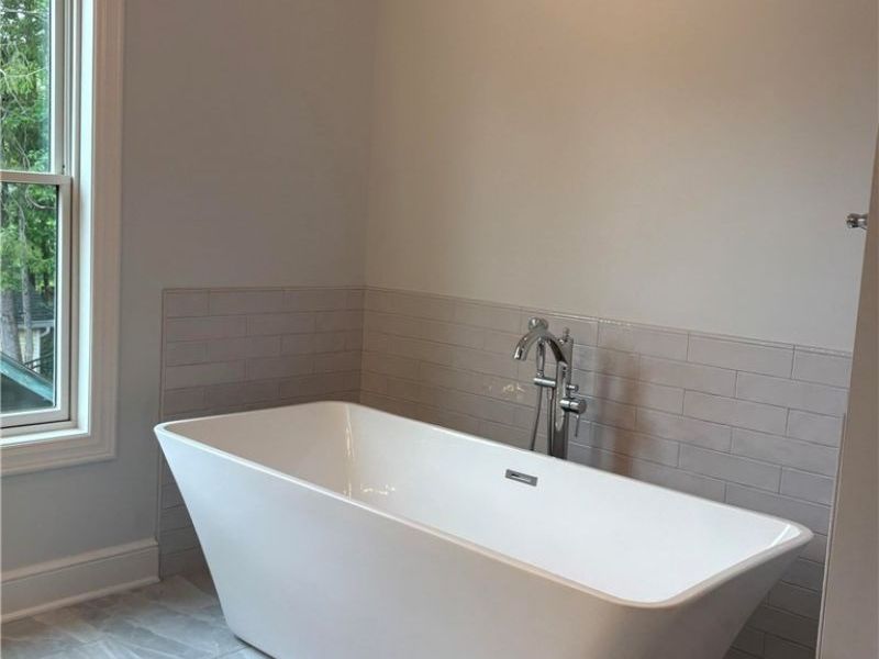 295 S Franklin Street , Chagrin Falls, OH 44022 Photo 14