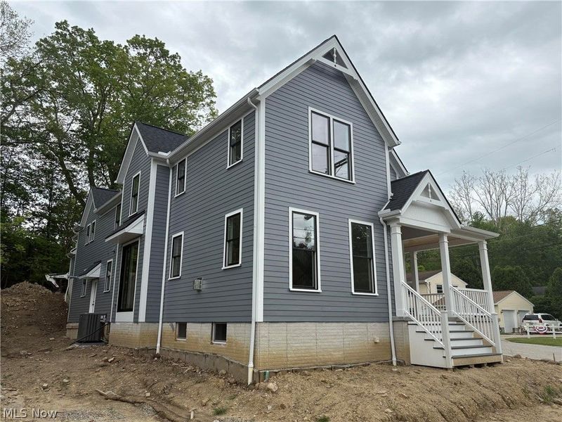 295 S Franklin Street , Chagrin Falls, OH 44022 Photo 2