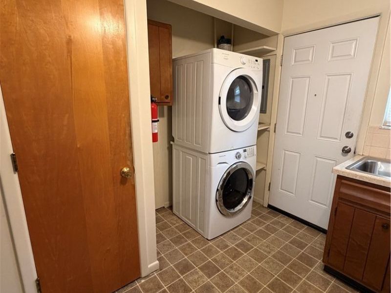 180 Ohio Avenue , Unit 9, Salem, OH 44460 Photo 6