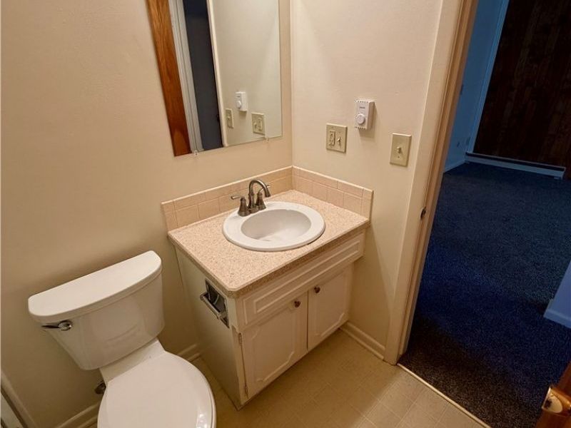 180 Ohio Avenue , Unit 9, Salem, OH 44460 Photo 8