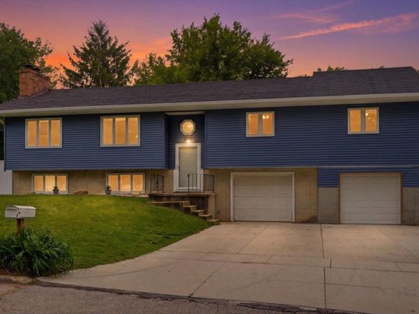 307 Lambeth Road, Waterloo, IA 50701