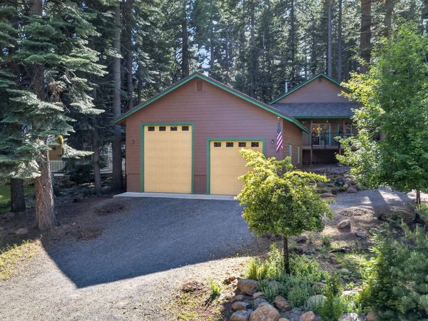 715 E Mountain Ridge Road, Lake Almanor, CA 96137