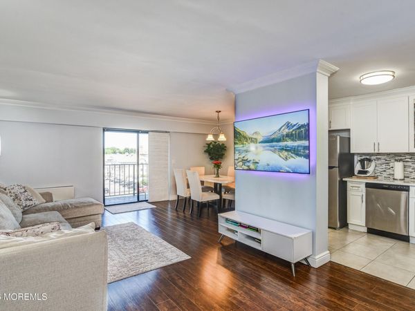 10 N Wood Avenue, Unit 418, Linden City, NJ 07036