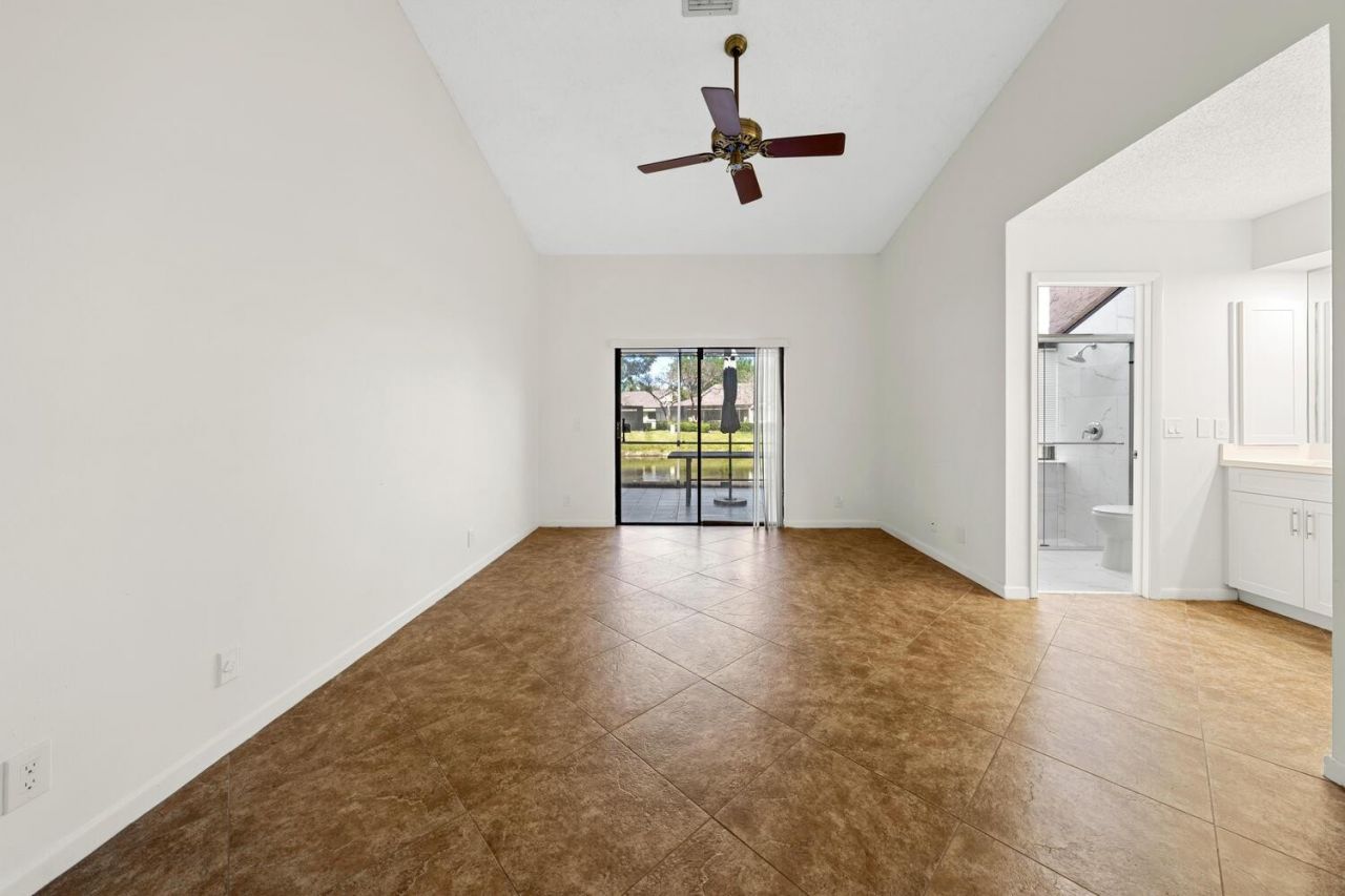9415 Chelsea Drive N, Plantation, FL 33324 Photo