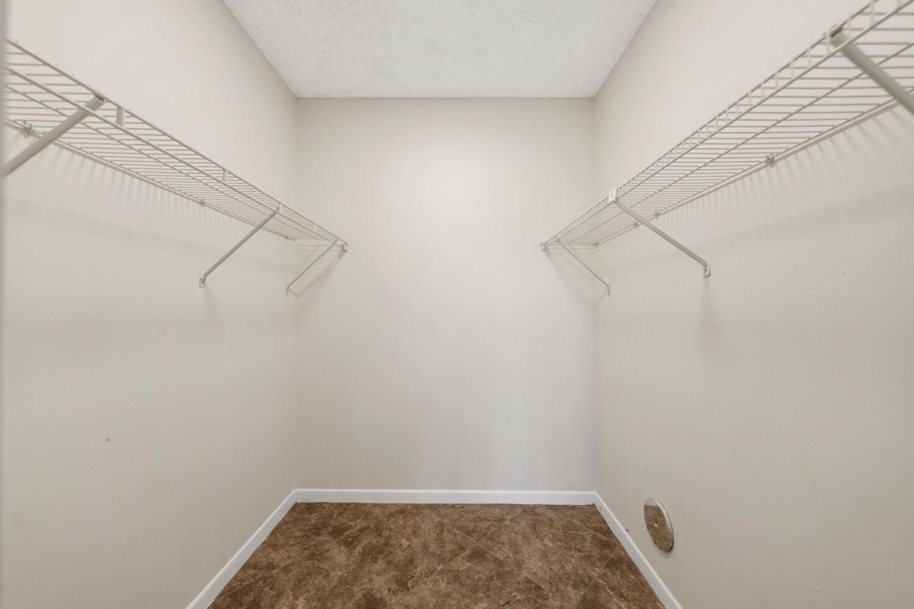 9415 Chelsea Drive N, Plantation, FL 33324 Photo
