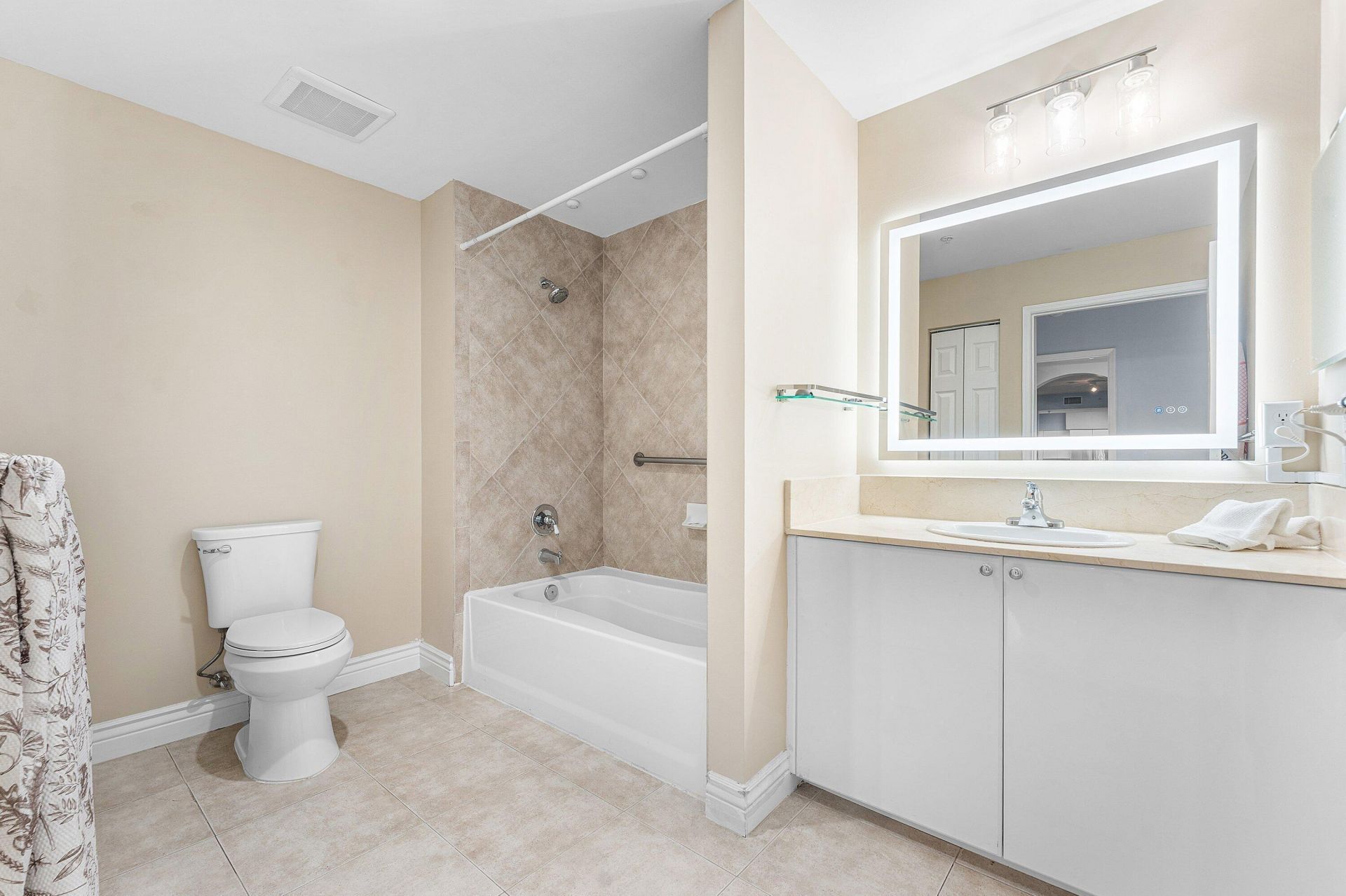 233 S Federal Highway, Unit 308, Boca Raton, FL 33432 Photo