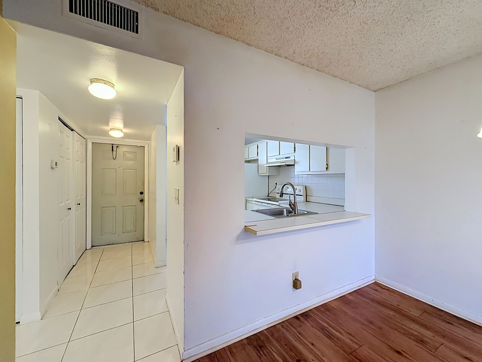 1065 NW 106th Terrace, Unit 102, Pembroke Pines, FL 33026 Photo