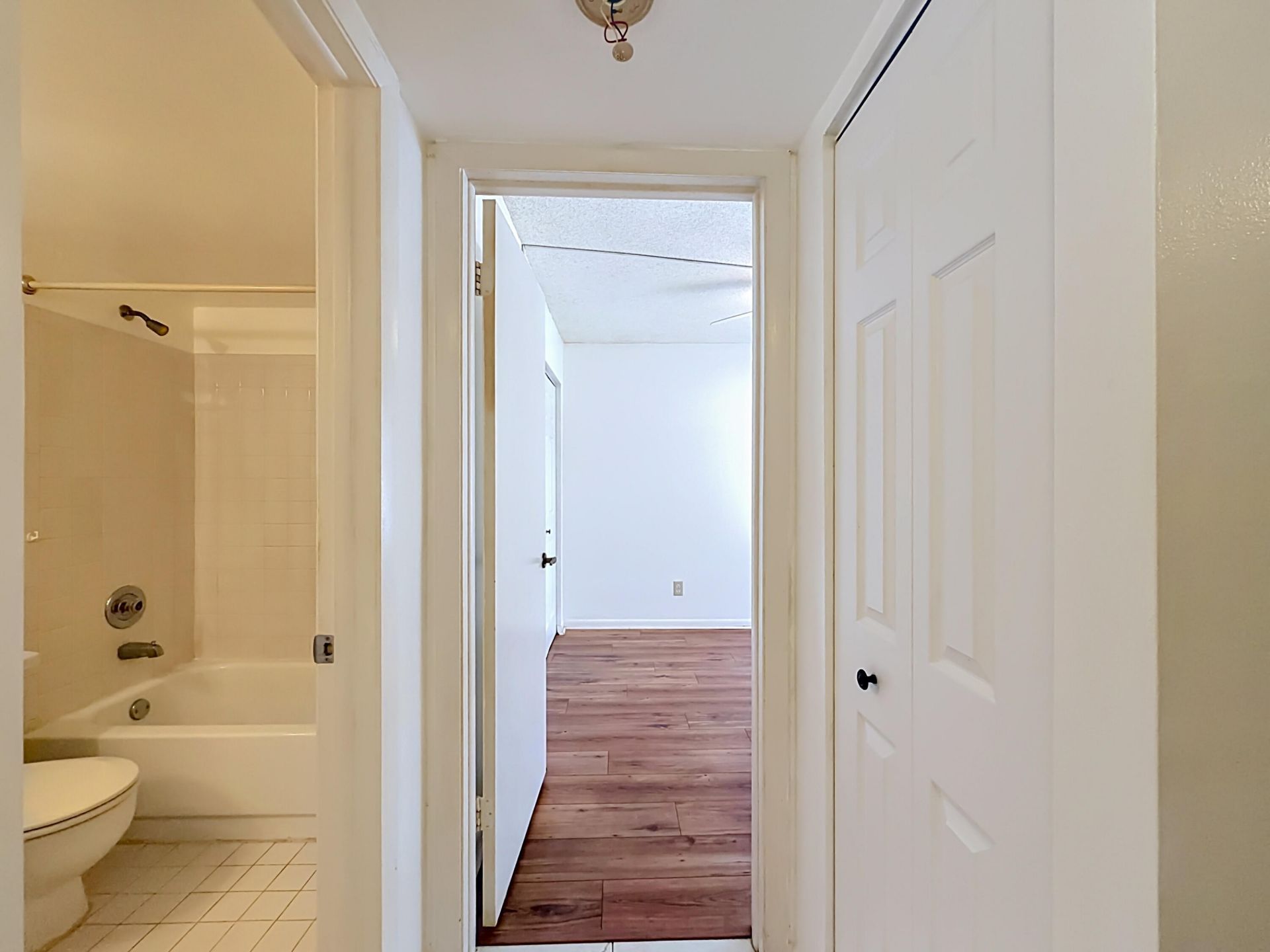 1065 NW 106th Terrace, Unit 102, Pembroke Pines, FL 33026 Photo