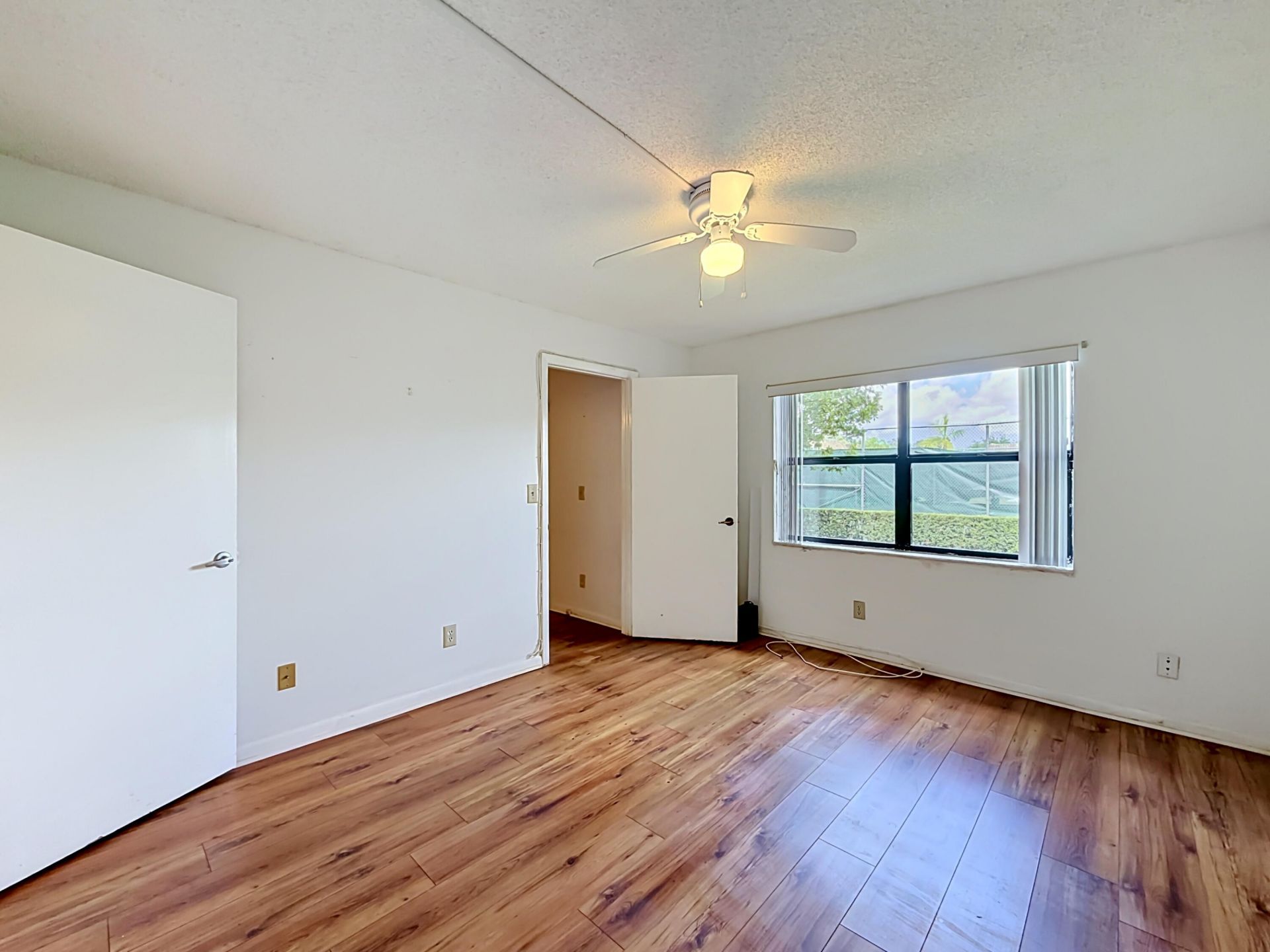 1065 NW 106th Terrace, Unit 102, Pembroke Pines, FL 33026 Photo