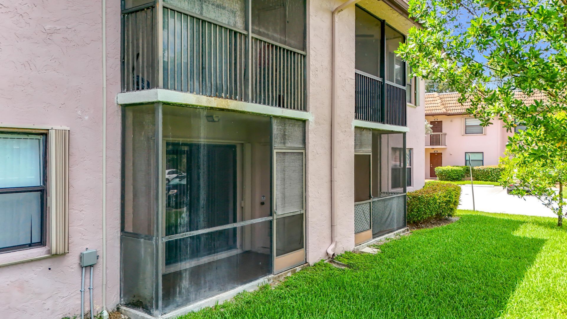 1065 NW 106th Terrace, Unit 102, Pembroke Pines, FL 33026 Photo
