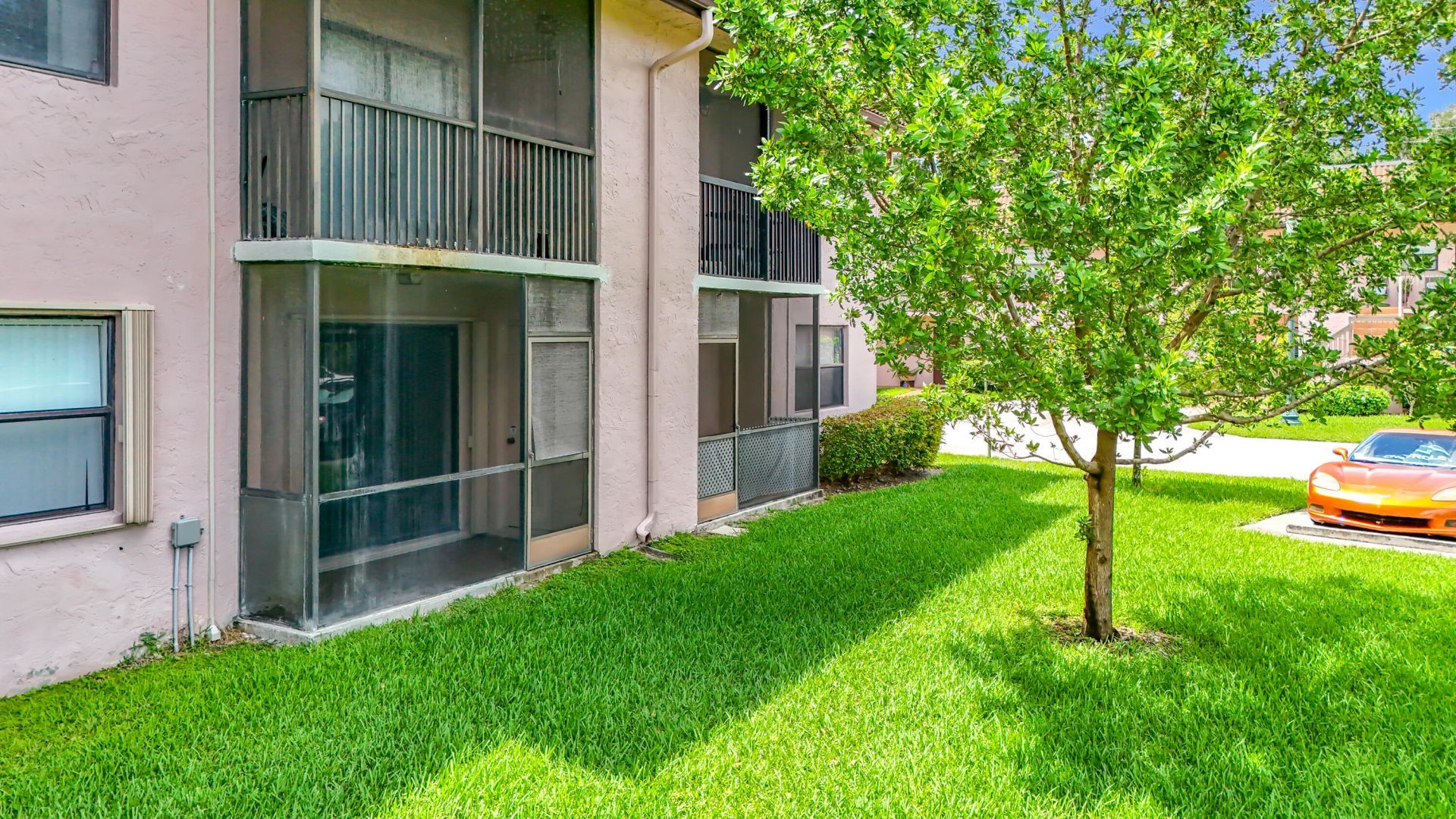 1065 NW 106th Terrace, Unit 102, Pembroke Pines, FL 33026 Photo