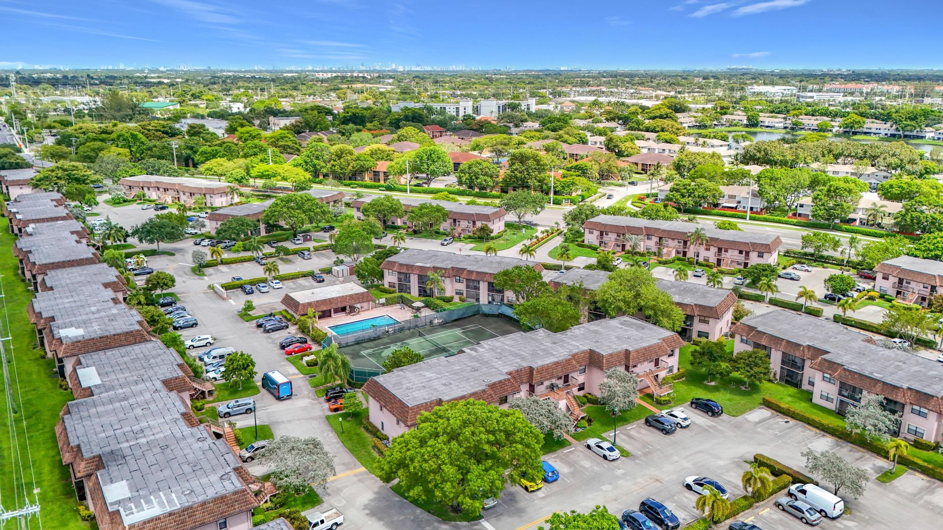 1065 NW 106th Terrace, Unit 102, Pembroke Pines, FL 33026 Photo