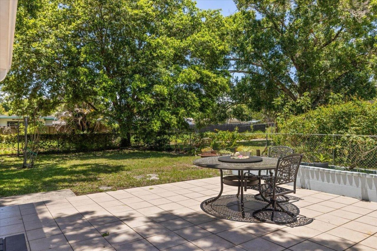 1735 40th Avenue, Vero Beach, FL 32960 Photo