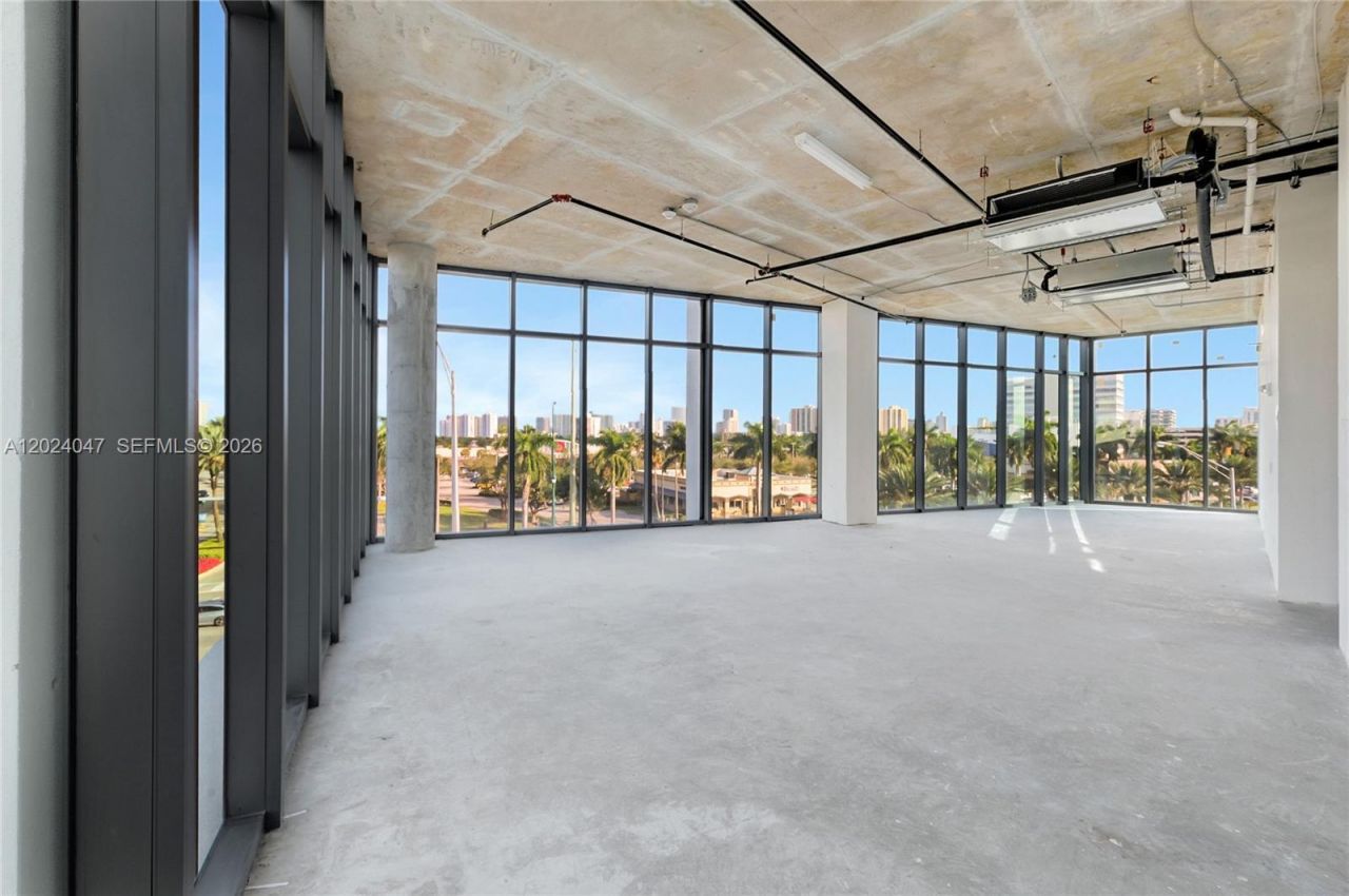 21290 Biscayne , Unit 306, Aventura, FL 33180 Photo