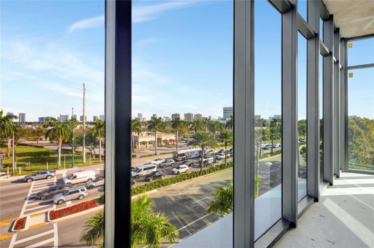 21290 Biscayne , Unit 306, Aventura, FL 33180 Photo