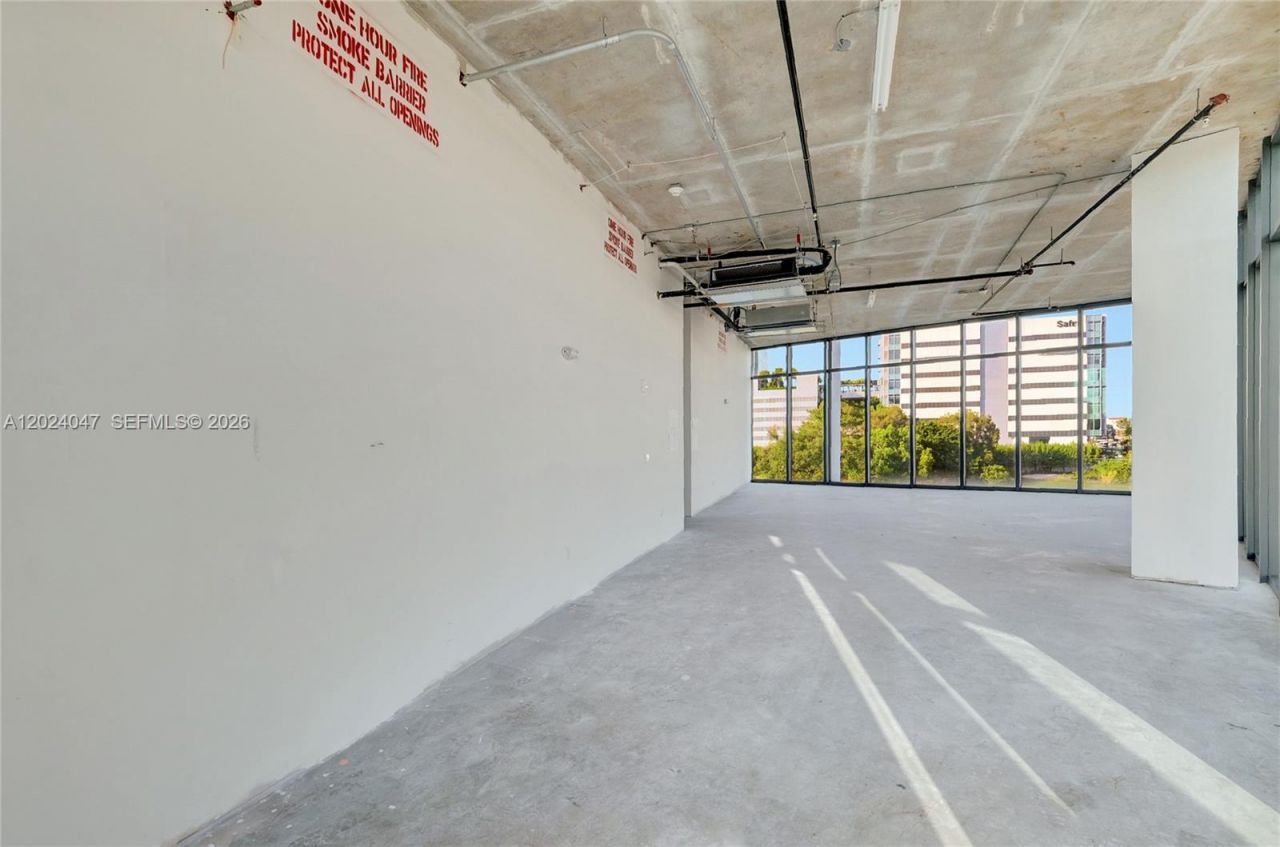 21290 Biscayne , Unit 306, Aventura, FL 33180 Photo