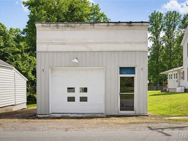 903 State Highway Z, Cape Girardeau, MO 63701