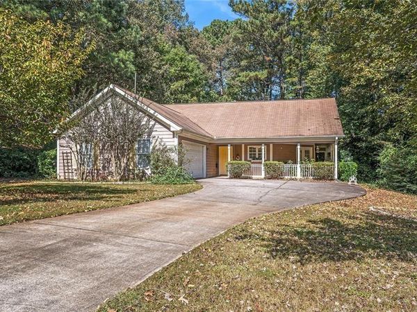 45 Saratoga Way , Covington, GA 30016