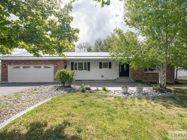4293 S 2000 W, REXBURG, ID 83440