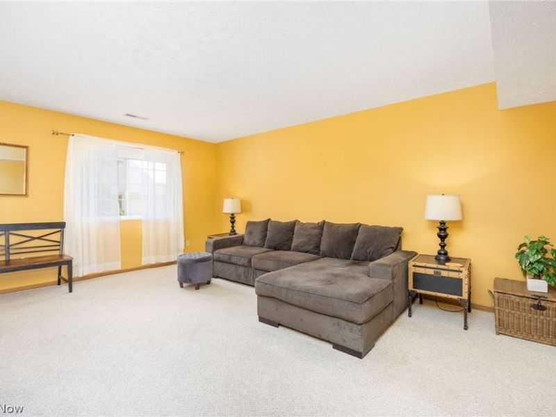 808 Doty Drive , Wadsworth, OH 44281 Photo 9