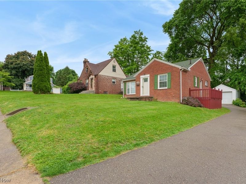 1307 23rd Street NE, Canton, OH 44714 Photo 2