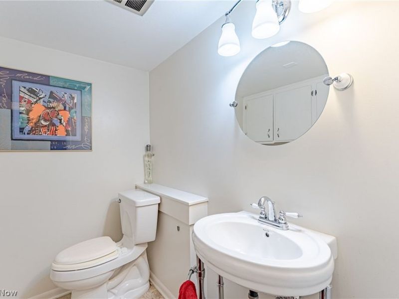 6424 Creekside Trail, Solon, OH 44139 Photo 11