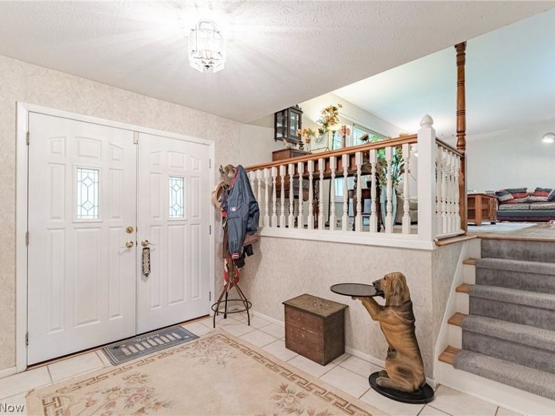 6424 Creekside Trail, Solon, OH 44139 Photo 3
