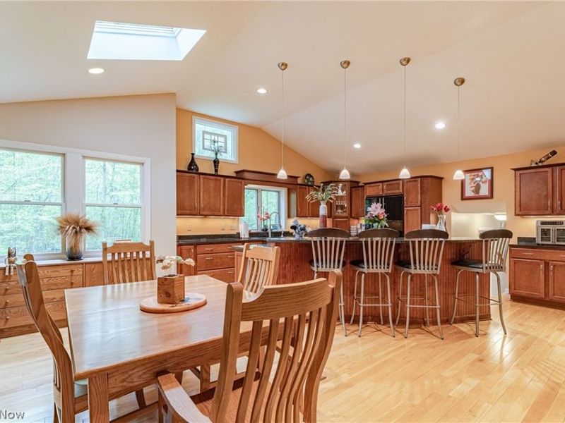 6424 Creekside Trail, Solon, OH 44139 Photo 7