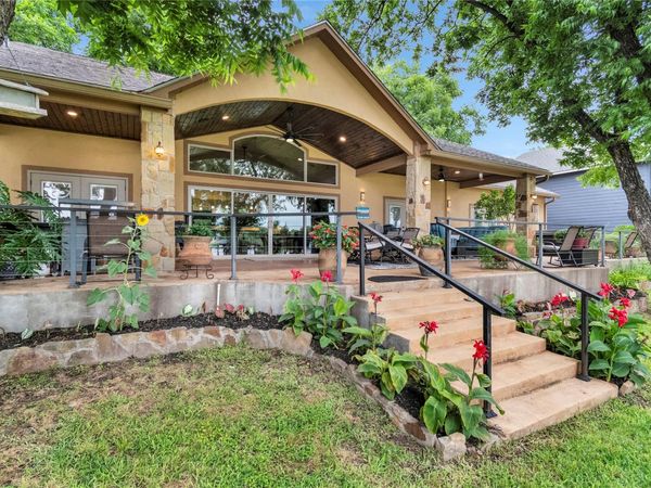 124 Riverbend LN, Kingsland, TX 78639