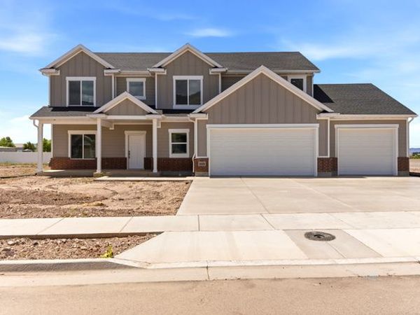 1635 W 3125 N, Pleasant View, UT 84414