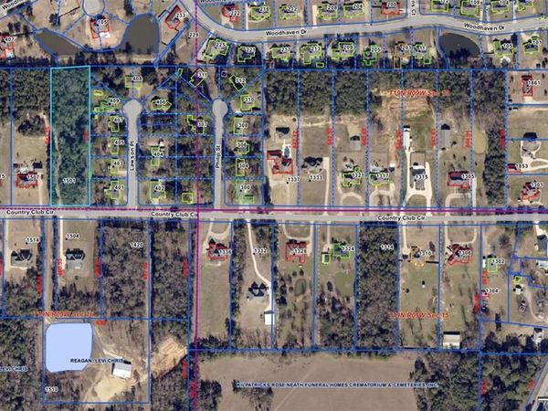 1501 Country Club Circle , Minden, LA 71055