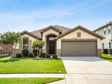 14357 Artisan Drive, Fort Worth, TX 76052