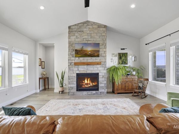 1040 Blueridge Dr, Kimberly, ID 83341