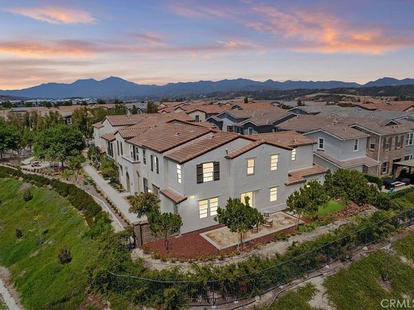10 Jaripol, Rancho Mission Viejo, CA 92694