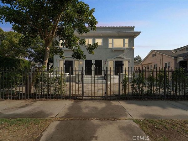 875 W 41st Drive, Los Angeles, CA 90037