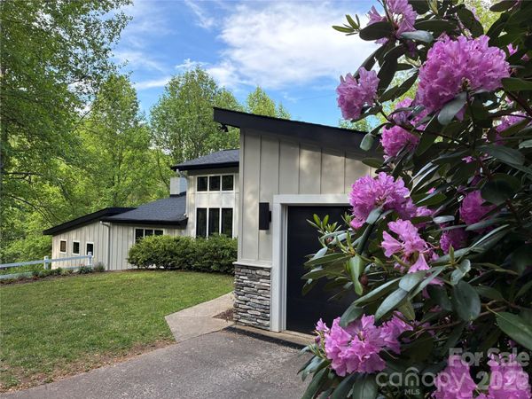 1452 S Country Club Drive, Cullowhee, NC 28723