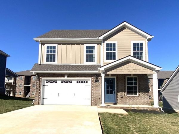 796 Lillian Grace Dr, Clarksville, TN 37043