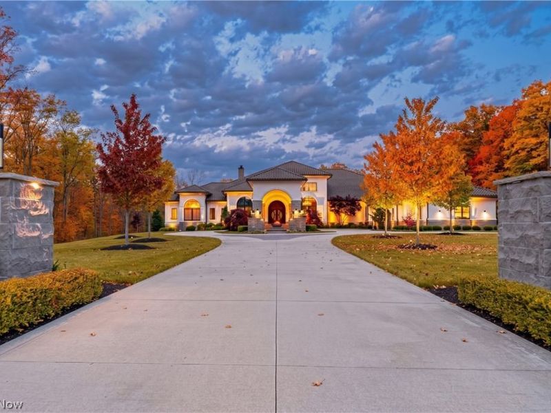 1433 Ridgemont Trail, Hinckley, OH 44233 Photo 1