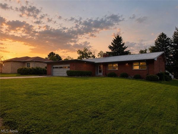 4309 Southeast Drive , Steubenville, OH 43953