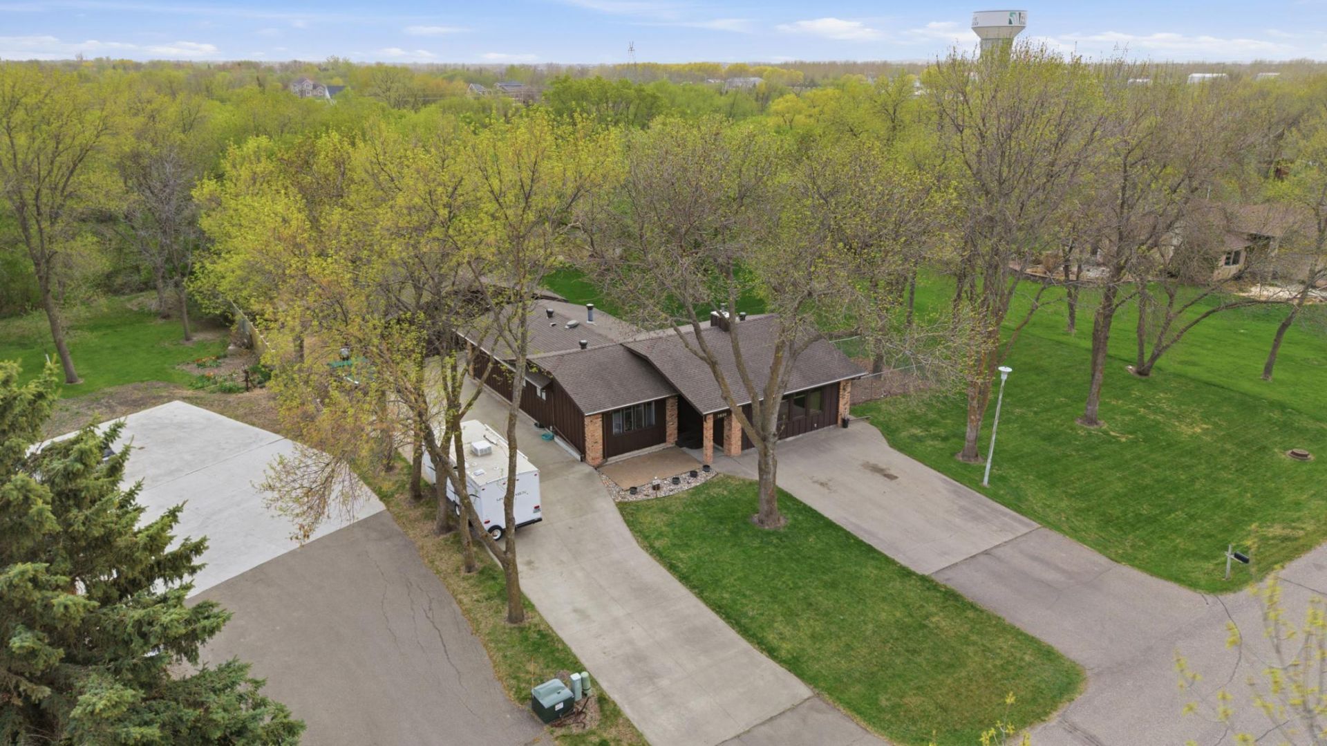 3826 Kensington Drive , West Fargo, ND 58078 Main Photo