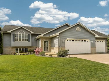 248 Brubaker Drive, Saint Charles, MN 55972