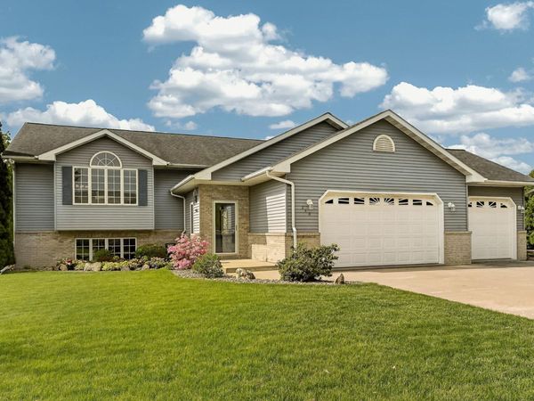 248 Brubaker Drive, Saint Charles, MN 55972