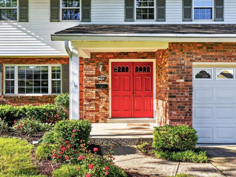 3999 Philnoll Drive, Cincinnati, OH 45247 Photo 2