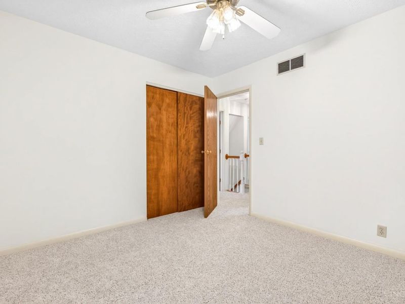 3999 Philnoll Drive, Cincinnati, OH 45247 Photo 22