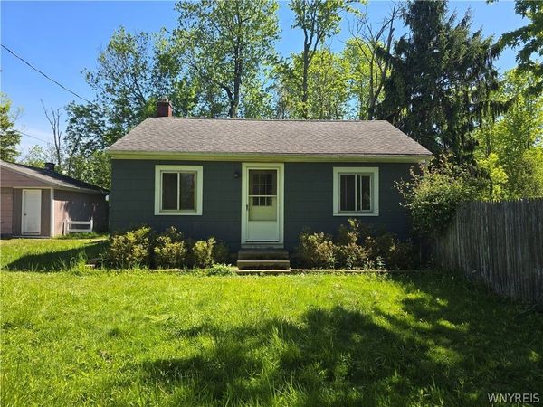 2132 Transit Road , Buffalo, NY 14224