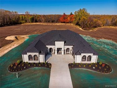 11168 Stage Road, Akron, NY 14001