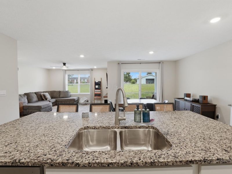 5880 Annaberg Drive, Columbus, OH 43232 Photo 19